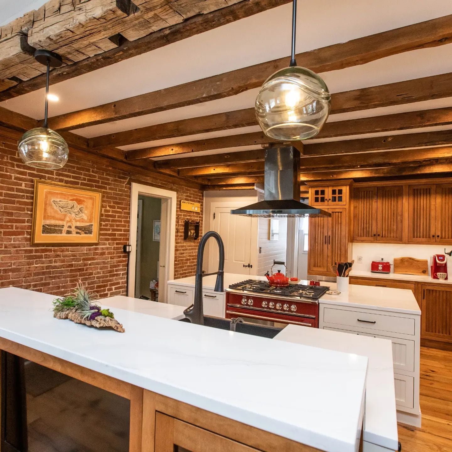 A unique layout for a rustic kitchen design.